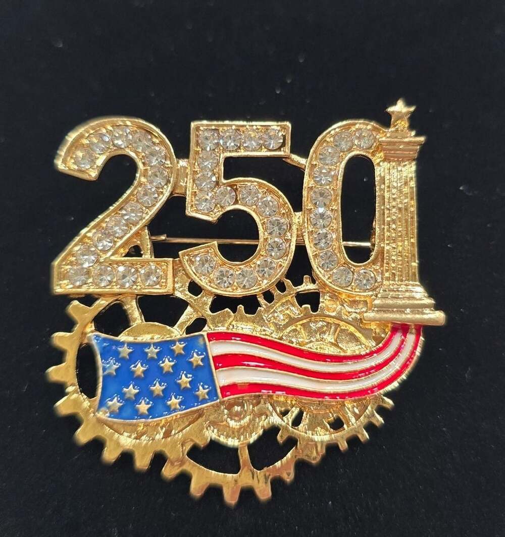 US 250th Anniversary Brooch